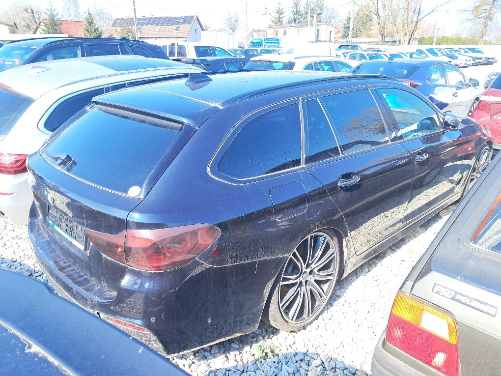 BMW M550D XDRIVE KOMBI - Лек автомобил: снимка 3 BMW M550D XDRIVE KOMBI - Лек автомобил: снимка 3