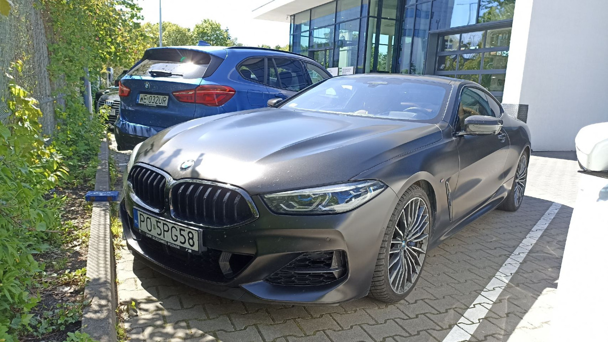 BMW M850I XDRIVE COUPE - Лек автомобил: снимка 2 BMW M850I XDRIVE COUPE - Лек автомобил: снимка 2