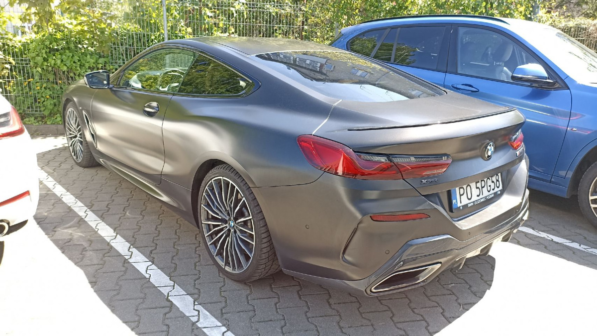 BMW M850I XDRIVE COUPE - Лек автомобил: снимка 4 BMW M850I XDRIVE COUPE - Лек автомобил: снимка 4