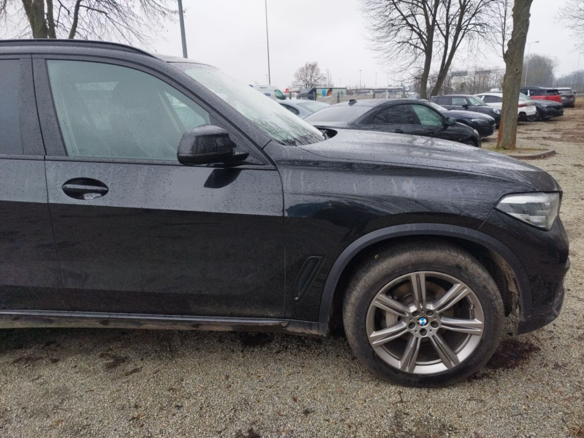 BMW X5 XDRIVE25D KOMBI - Лек автомобил: снимка 4 BMW X5 XDRIVE25D KOMBI - Лек автомобил: снимка 4