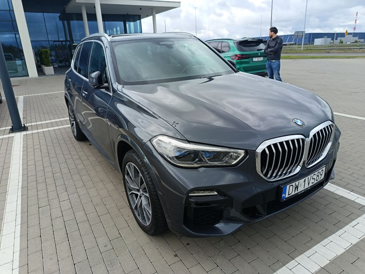 BMW X5 xDrive45e aut KOMBI - Лек автомобил: снимка 1 BMW X5 xDrive45e aut KOMBI - Лек автомобил: снимка 1