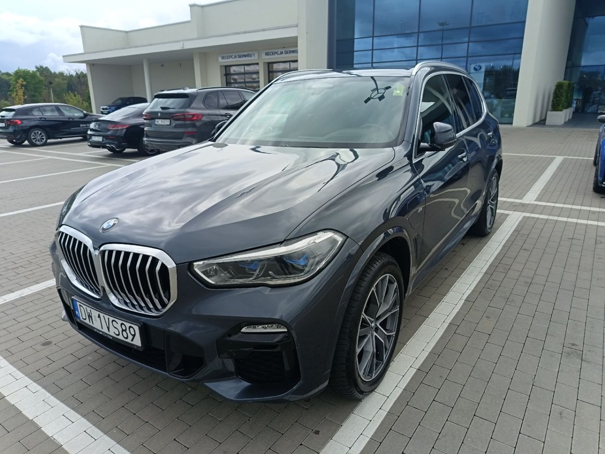 BMW X5 xDrive45e aut KOMBI - Лек автомобил: снимка 2 BMW X5 xDrive45e aut KOMBI - Лек автомобил: снимка 2