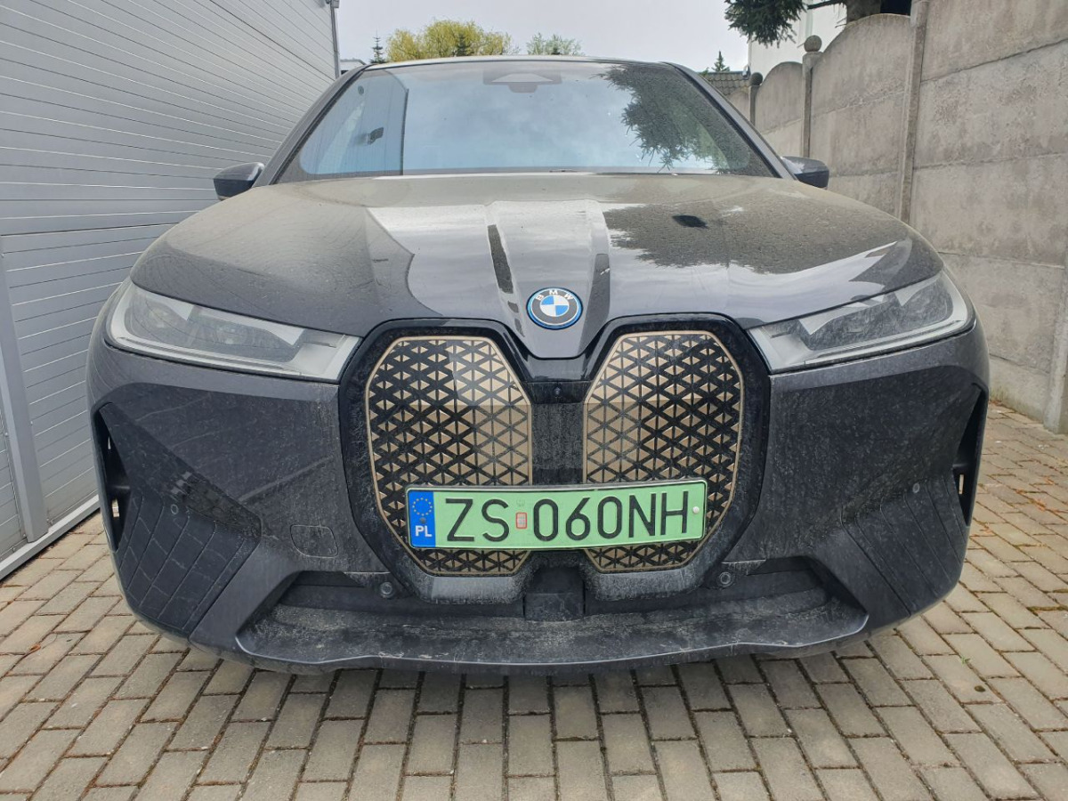 BMW iX XDRIVE40 SUV - Джип: снимка 5 BMW iX XDRIVE40 SUV - Джип: снимка 5