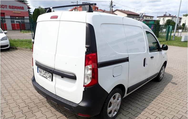 DACIA DOKKER FURGON BLASZAK - Товарен бус: снимка 3 DACIA DOKKER FURGON BLASZAK - Товарен бус: снимка 3