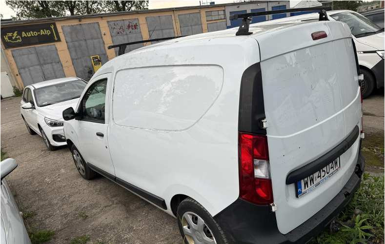 DACIA DOKKER FURGON BLASZAK - Товарен бус: снимка 4 DACIA DOKKER FURGON BLASZAK - Товарен бус: снимка 4