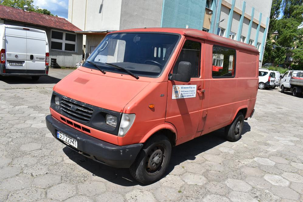 DAEW LUBLIN FURGON BLASZAK - Товарен бус: снимка 2 DAEW LUBLIN FURGON BLASZAK - Товарен бус: снимка 2