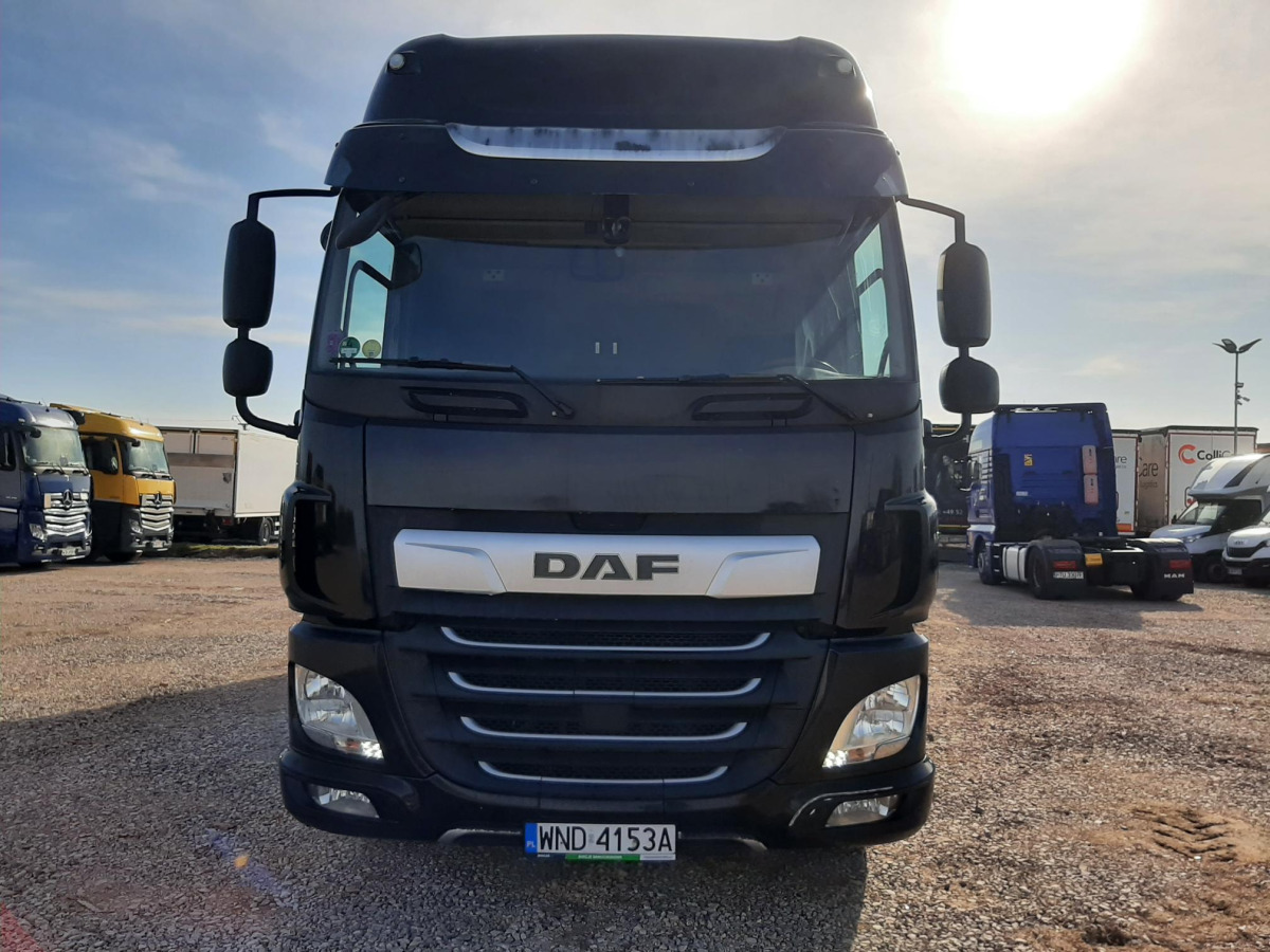 DAF CF 320 FA/ZSP SOLÓWKA - Камион с брезент: снимка 3 DAF CF 320 FA/ZSP SOLÓWKA - Камион с брезент: снимка 3
