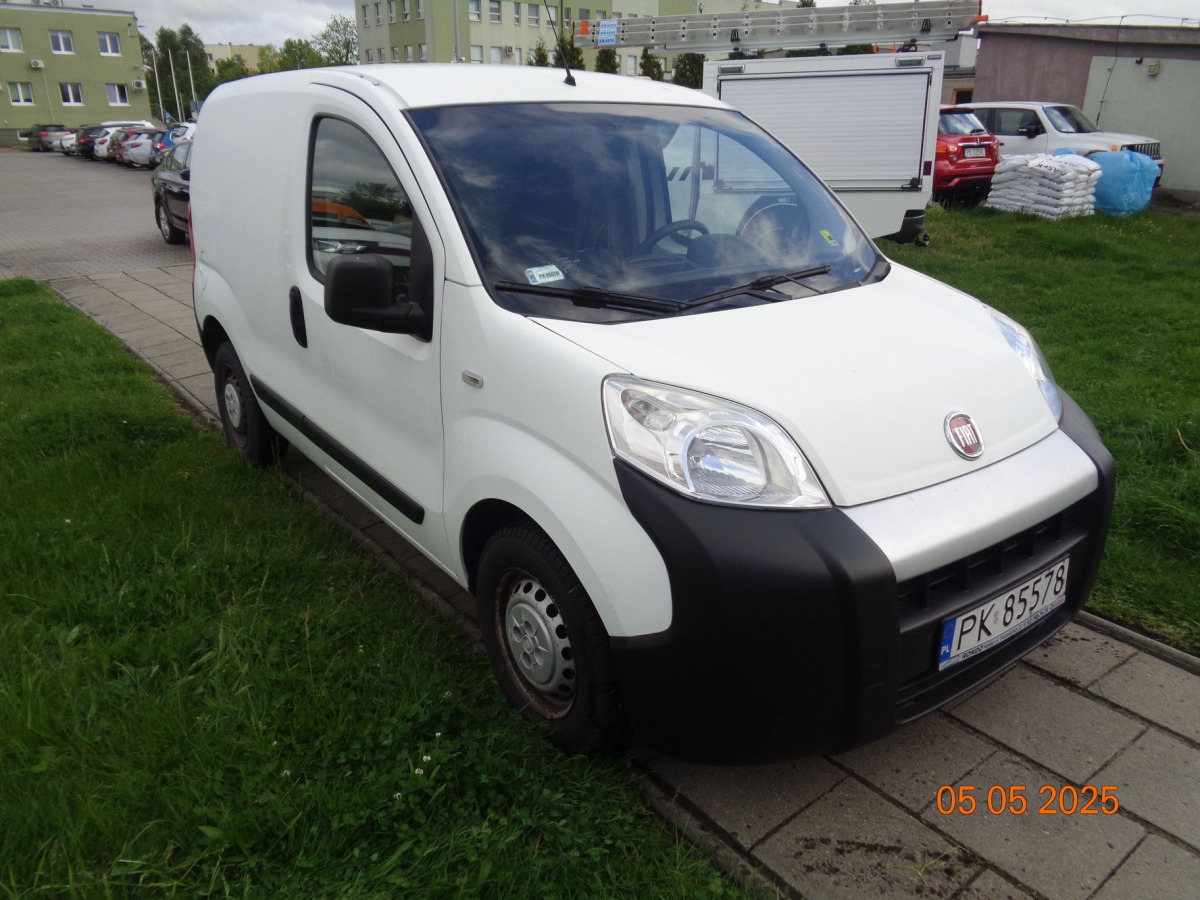 FIAT FIORINO FURGON BLASZAK - Товарен бус: снимка 1 FIAT FIORINO FURGON BLASZAK - Товарен бус: снимка 1