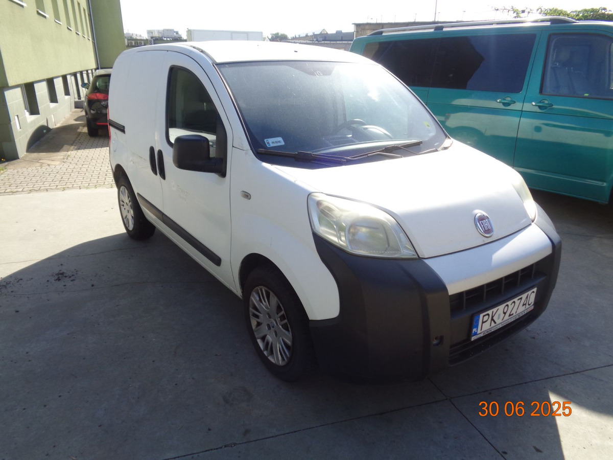 FIAT FIORINO FURGON BLASZAK - Товарен бус: снимка 1 FIAT FIORINO FURGON BLASZAK - Товарен бус: снимка 1