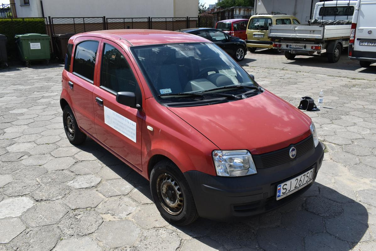 FIAT PANDA FURGON BLASZAK - Товарен бус: снимка 1 FIAT PANDA FURGON BLASZAK - Товарен бус: снимка 1