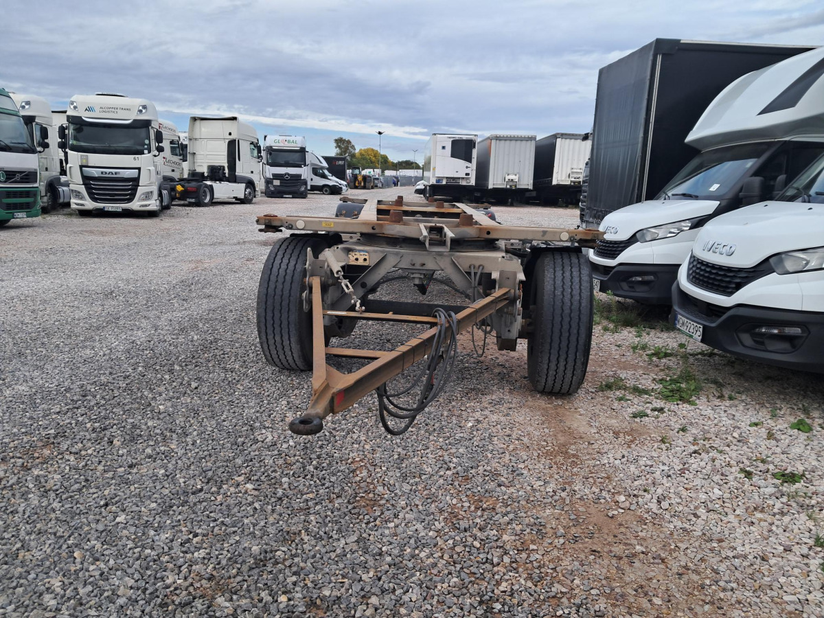 FLIEGL ZWP 180 POD KONTENERY - Контейнеровоз/ Сменна каросерия ремарке: снимка 2 FLIEGL ZWP 180 POD KONTENERY - Контейнеровоз/ Сменна каросерия ремарке: снимка 2