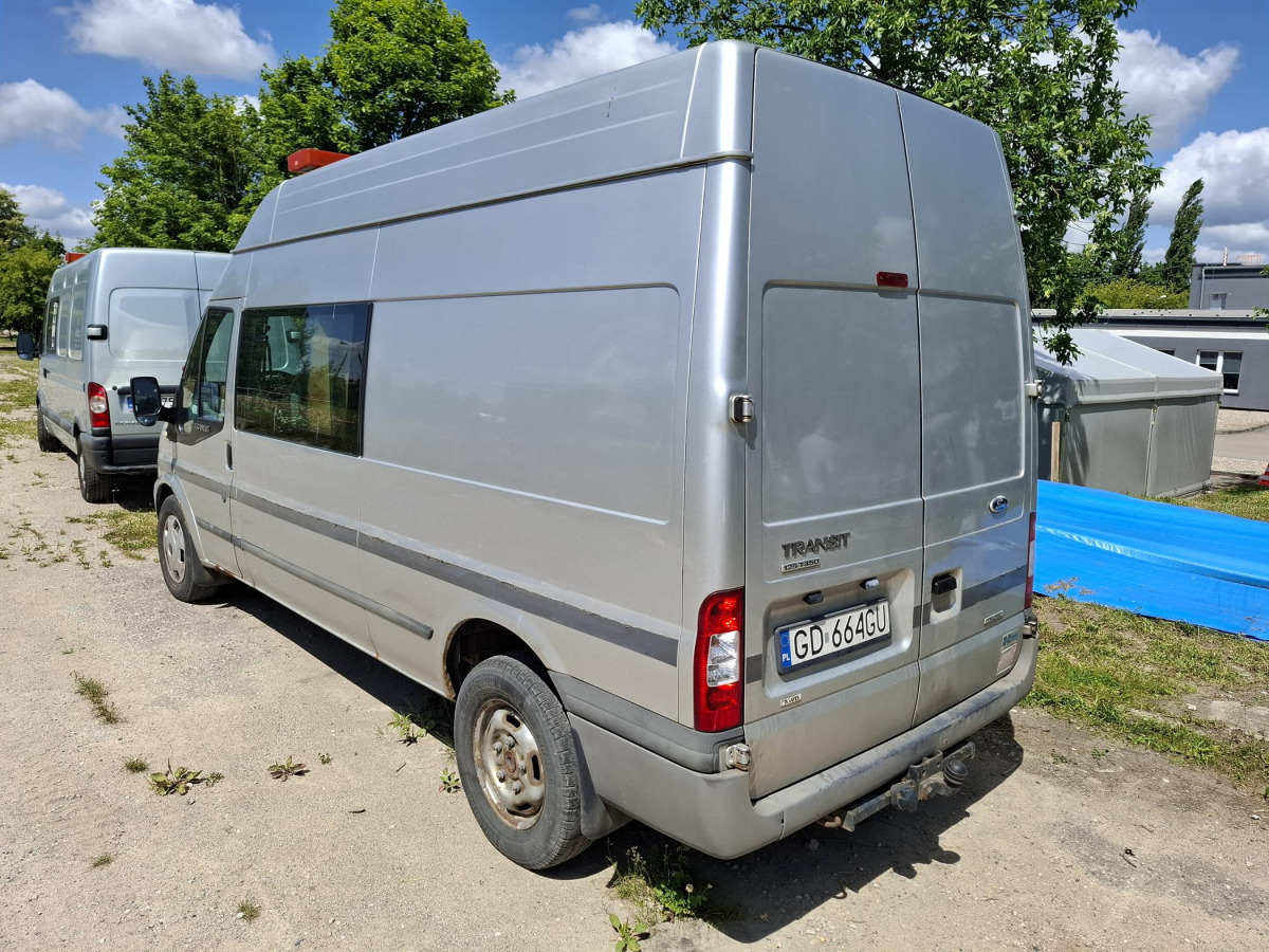 FORD TRANSIT BRYGADÓWKA - Бус с двойна кабина: снимка 4 FORD TRANSIT BRYGADÓWKA - Бус с двойна кабина: снимка 4