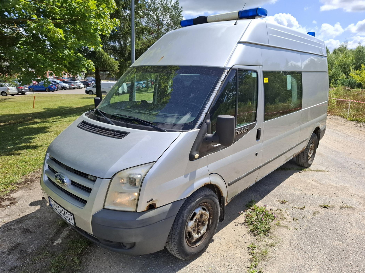 FORD TRANSIT BRYGADÓWKA - Бус с двойна кабина: снимка 2 FORD TRANSIT BRYGADÓWKA - Бус с двойна кабина: снимка 2