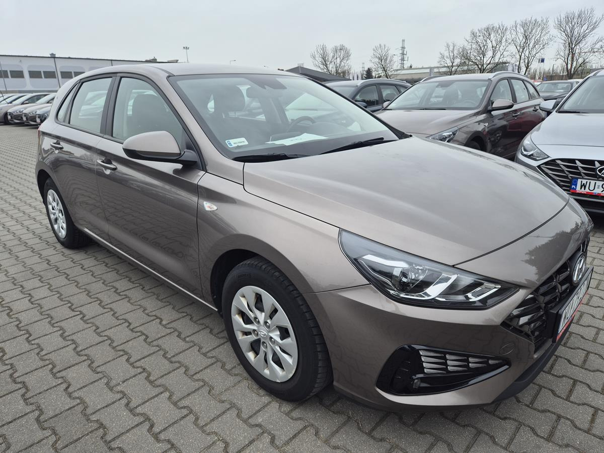 HYUNDAI I30 HATCHBACK - Хечбек: снимка 1 HYUNDAI I30 HATCHBACK - Хечбек: снимка 1