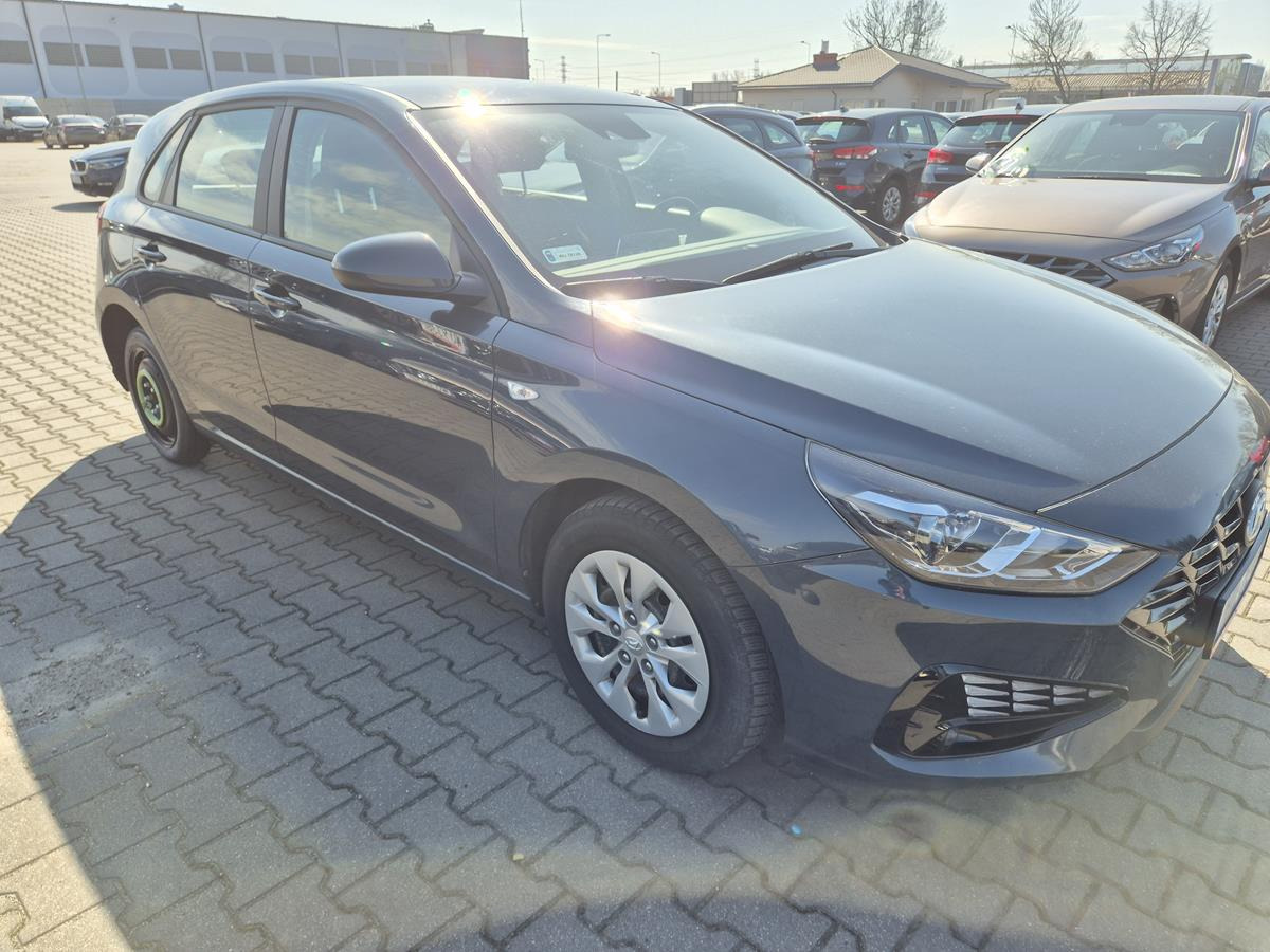 HYUNDAI I30 HATCHBACK - Хечбек: снимка 1 HYUNDAI I30 HATCHBACK - Хечбек: снимка 1