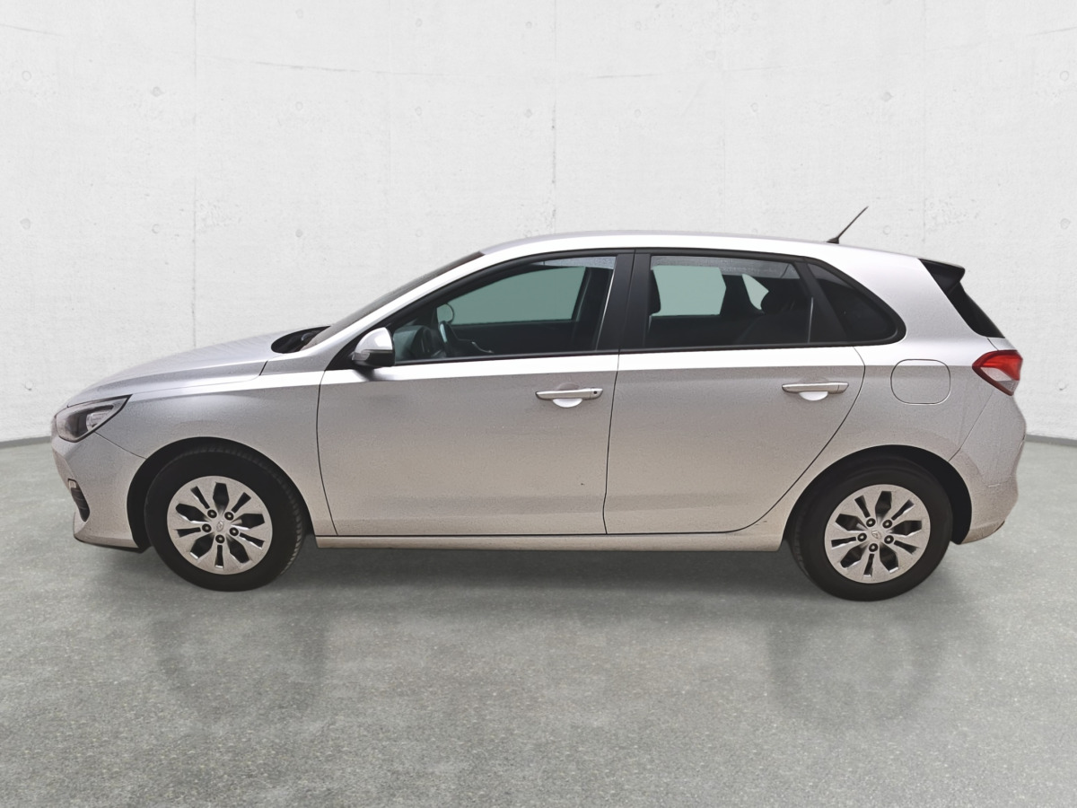 HYUNDAI I30 HATCHBACK - Хечбек: снимка 5 HYUNDAI I30 HATCHBACK - Хечбек: снимка 5