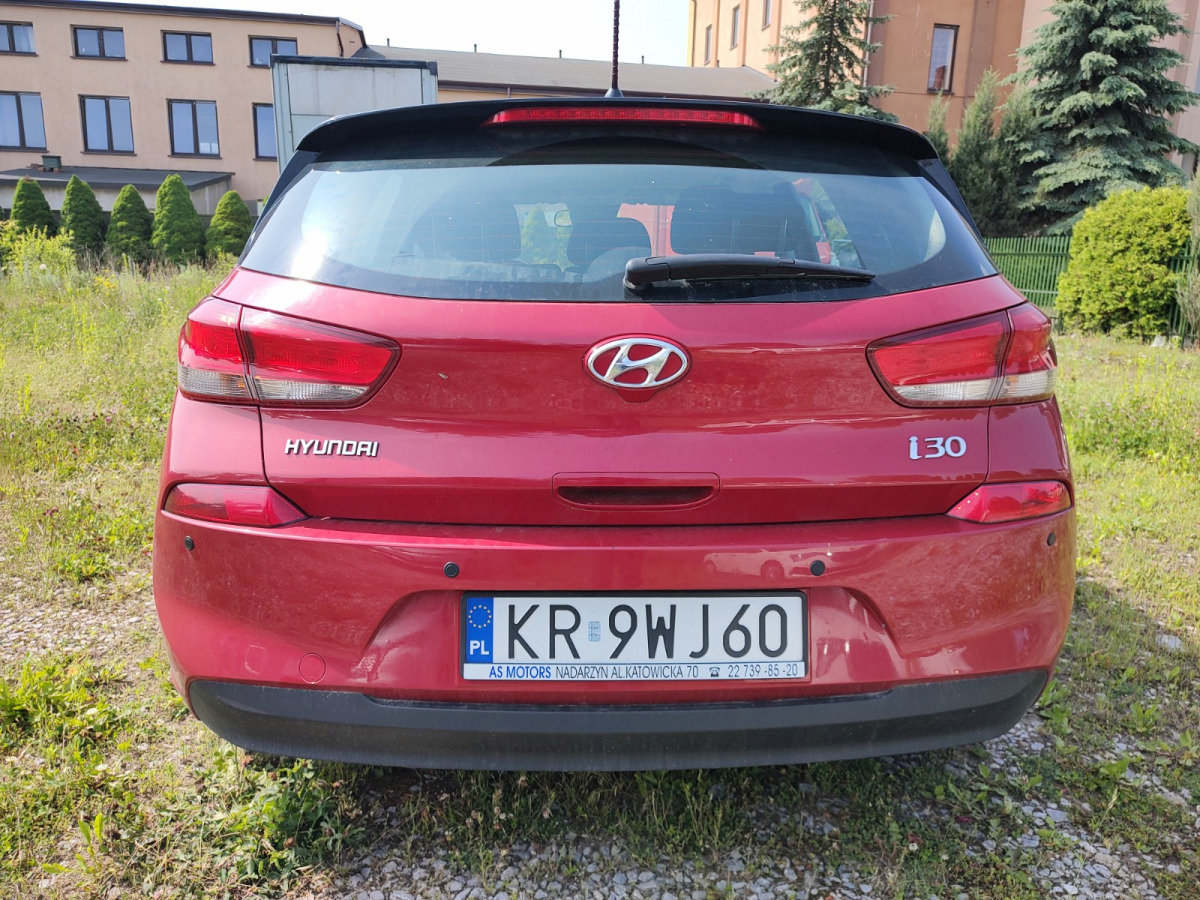 HYUNDAI I30 HATCHBACK - Хечбек: снимка 5 HYUNDAI I30 HATCHBACK - Хечбек: снимка 5