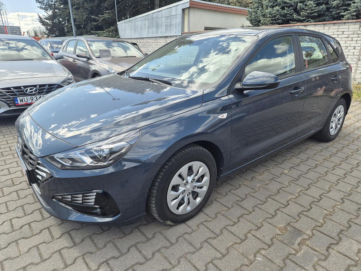 HYUNDAI I30 HATCHBACK - Хечбек: снимка 2 HYUNDAI I30 HATCHBACK - Хечбек: снимка 2