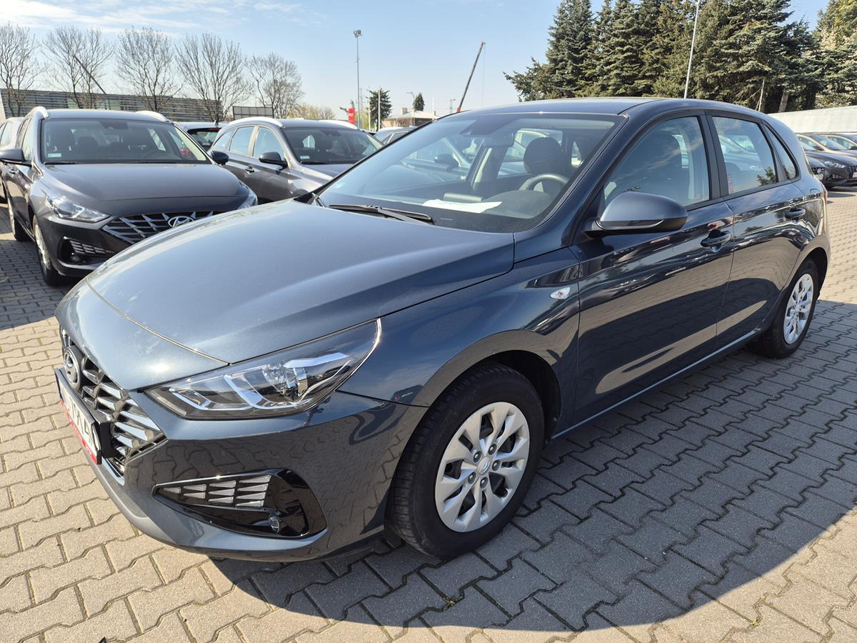 HYUNDAI I30 HATCHBACK - Хечбек: снимка 2 HYUNDAI I30 HATCHBACK - Хечбек: снимка 2