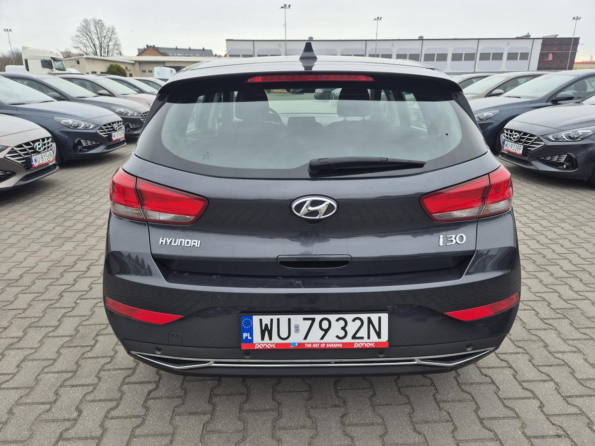 HYUNDAI I30 HATCHBACK - Хечбек: снимка 5 HYUNDAI I30 HATCHBACK - Хечбек: снимка 5