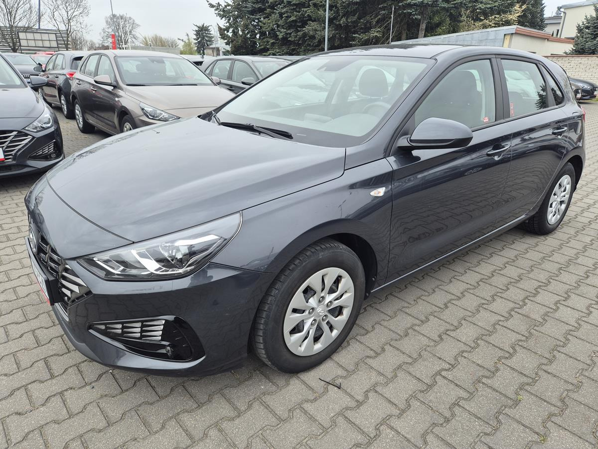 HYUNDAI I30 HATCHBACK - Хечбек: снимка 2 HYUNDAI I30 HATCHBACK - Хечбек: снимка 2