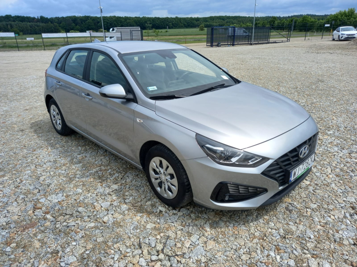 HYUNDAI I30 HATCHBACK - Хечбек: снимка 1 HYUNDAI I30 HATCHBACK - Хечбек: снимка 1