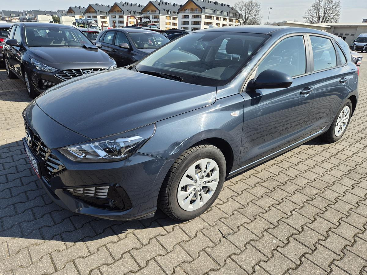HYUNDAI I30 HATCHBACK - Хечбек: снимка 2 HYUNDAI I30 HATCHBACK - Хечбек: снимка 2