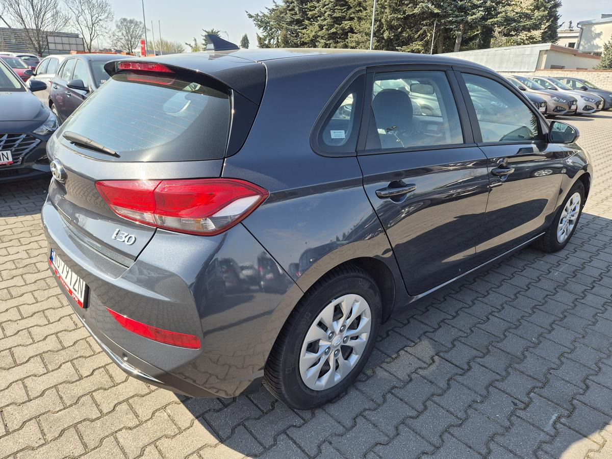 HYUNDAI I30 HATCHBACK - Хечбек: снимка 4 HYUNDAI I30 HATCHBACK - Хечбек: снимка 4