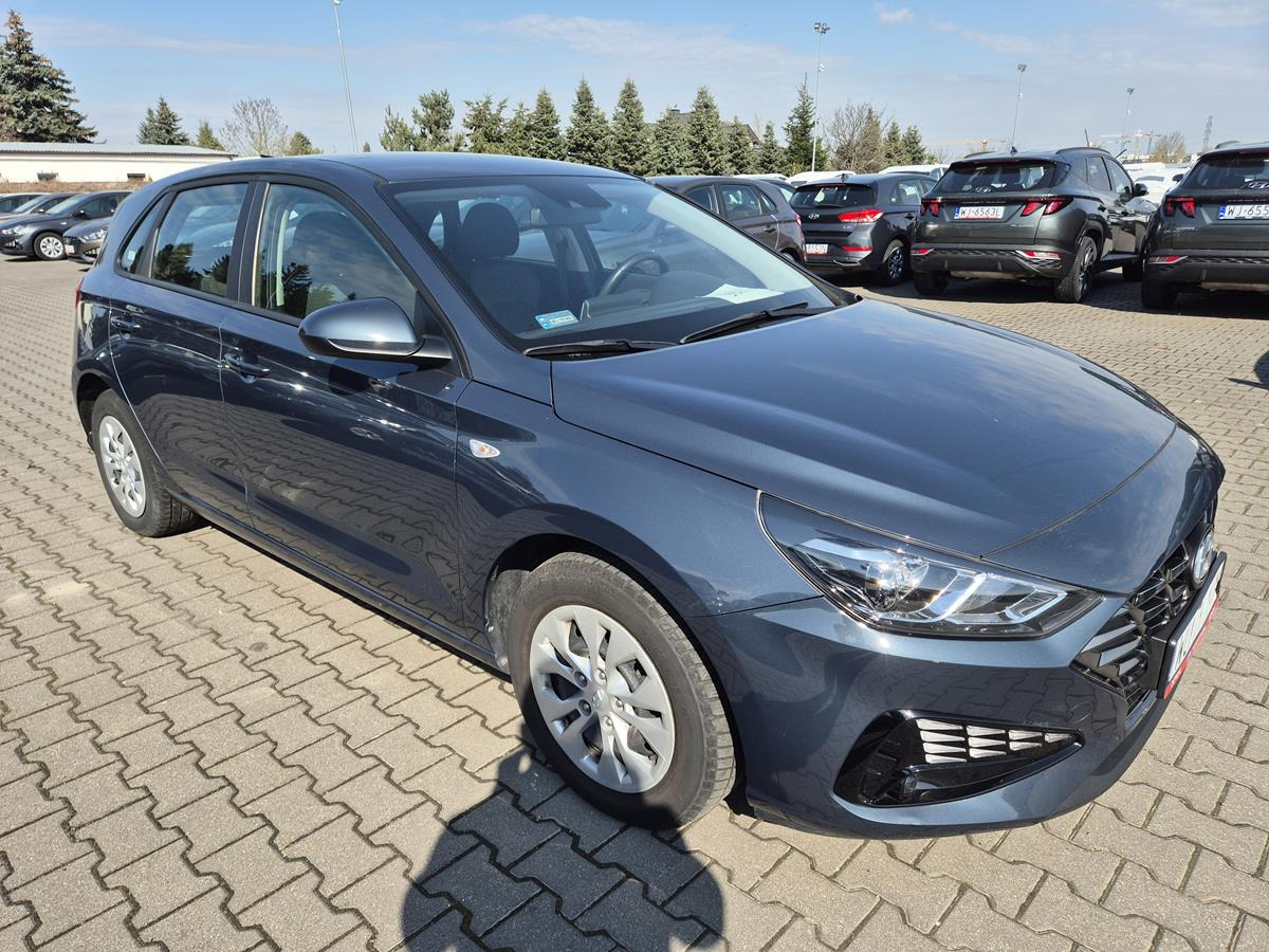 HYUNDAI I30 HATCHBACK - Хечбек: снимка 1 HYUNDAI I30 HATCHBACK - Хечбек: снимка 1