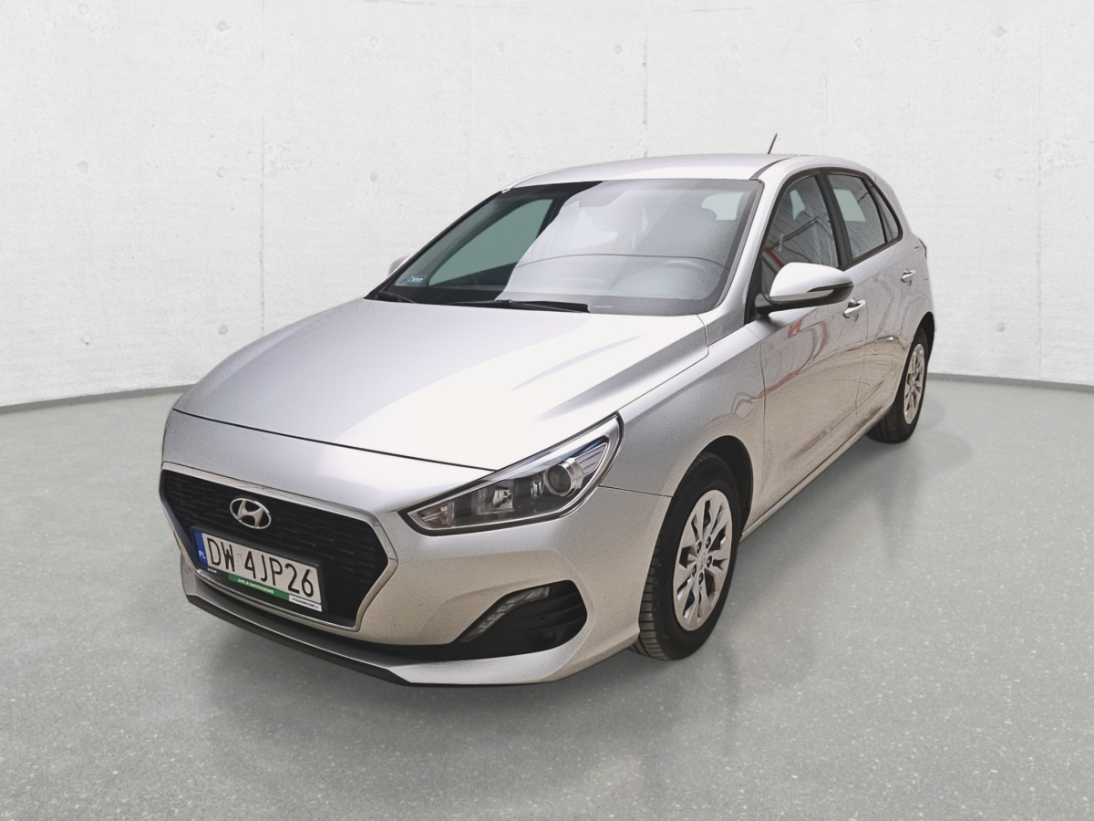 HYUNDAI I30 HATCHBACK - Хечбек: снимка 4 HYUNDAI I30 HATCHBACK - Хечбек: снимка 4