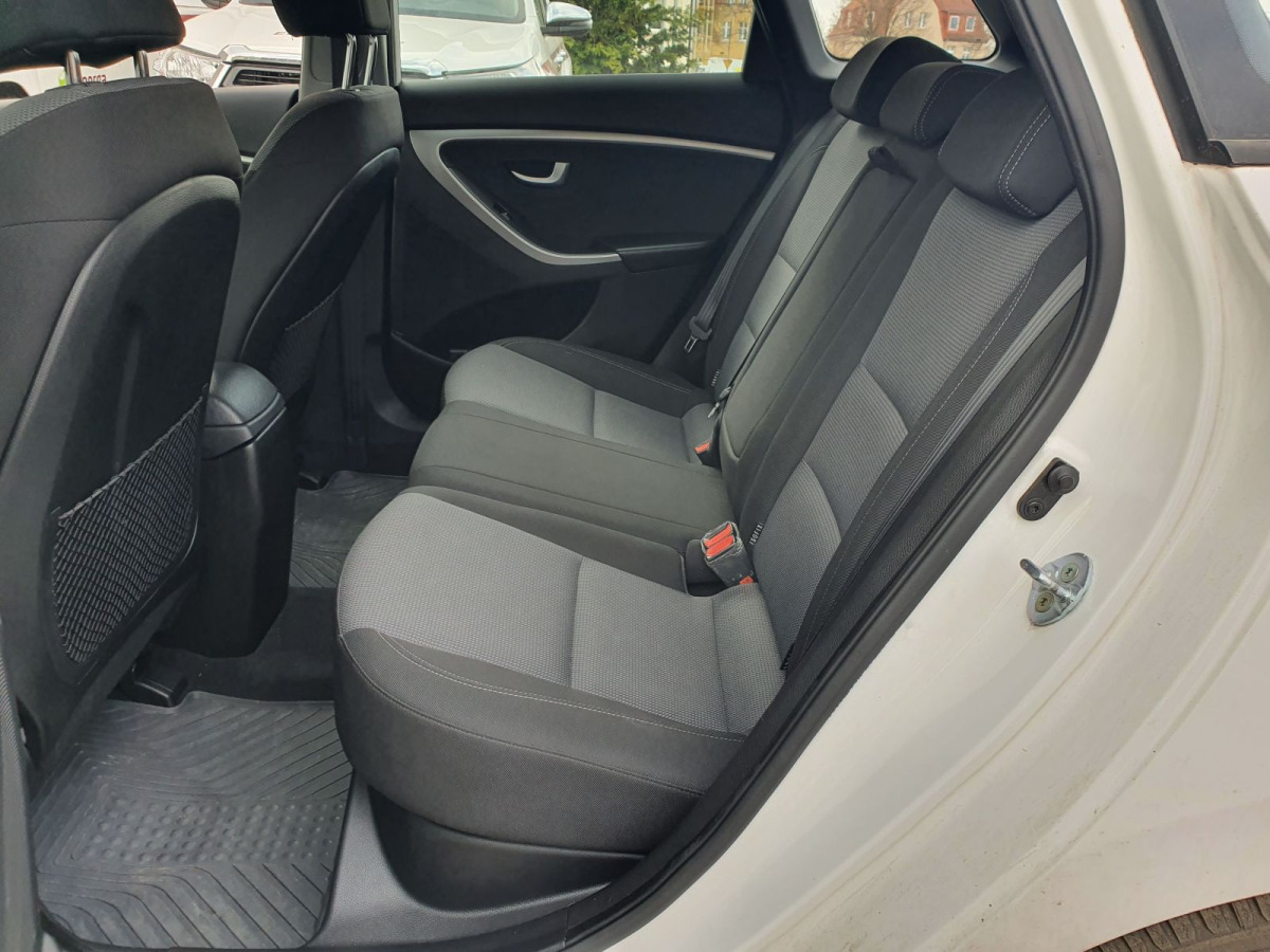 HYUNDAI I30 KOMBI - Лек автомобил: снимка 5 HYUNDAI I30 KOMBI - Лек автомобил: снимка 5