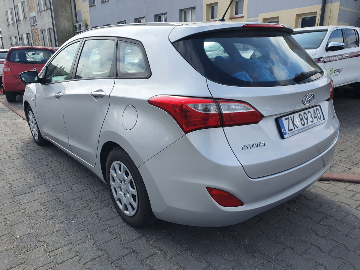 HYUNDAI I30 KOMBI - Лек автомобил: снимка 4 HYUNDAI I30 KOMBI - Лек автомобил: снимка 4