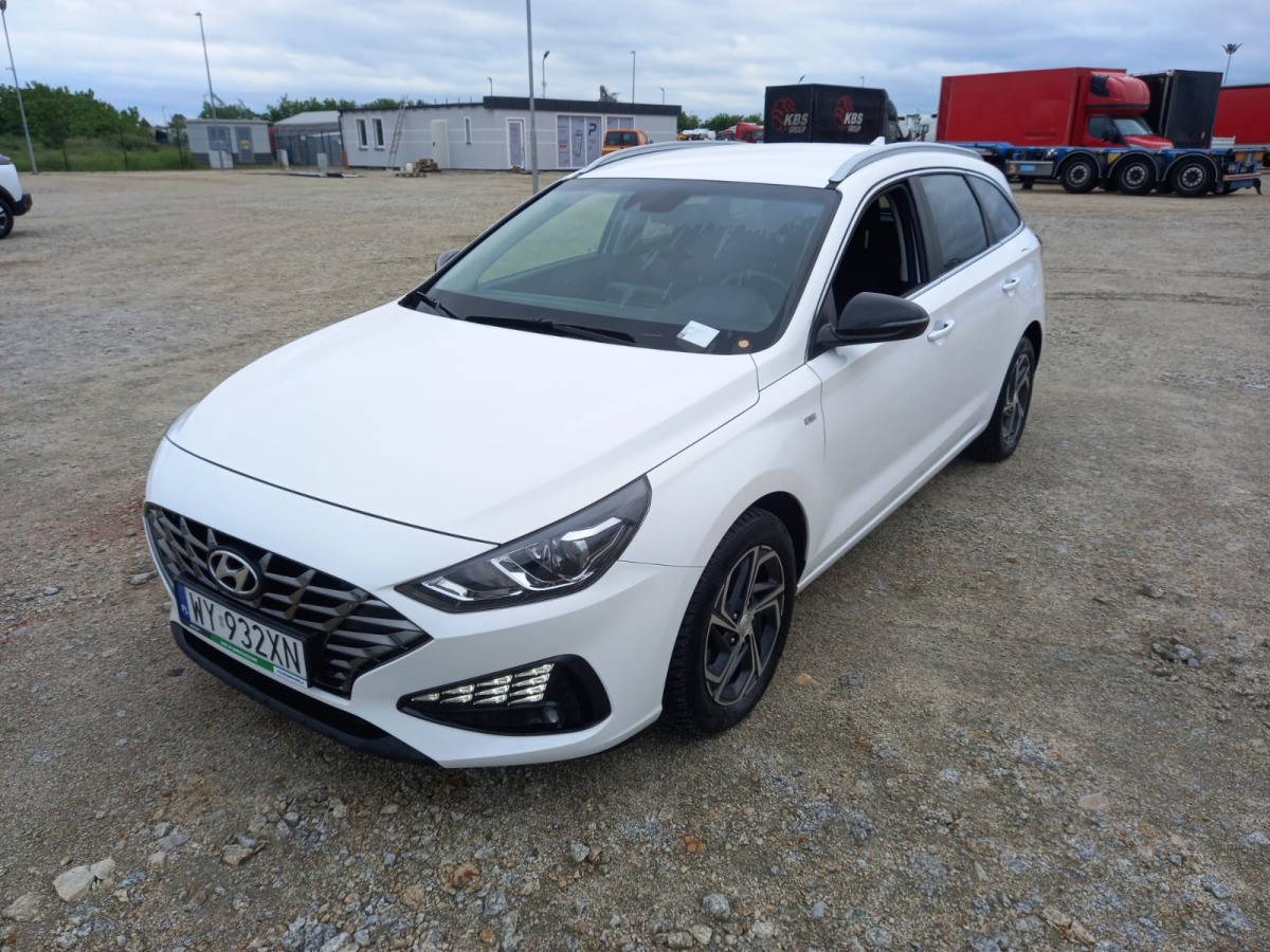 HYUNDAI I30 KOMBI - Лек автомобил: снимка 3 HYUNDAI I30 KOMBI - Лек автомобил: снимка 3