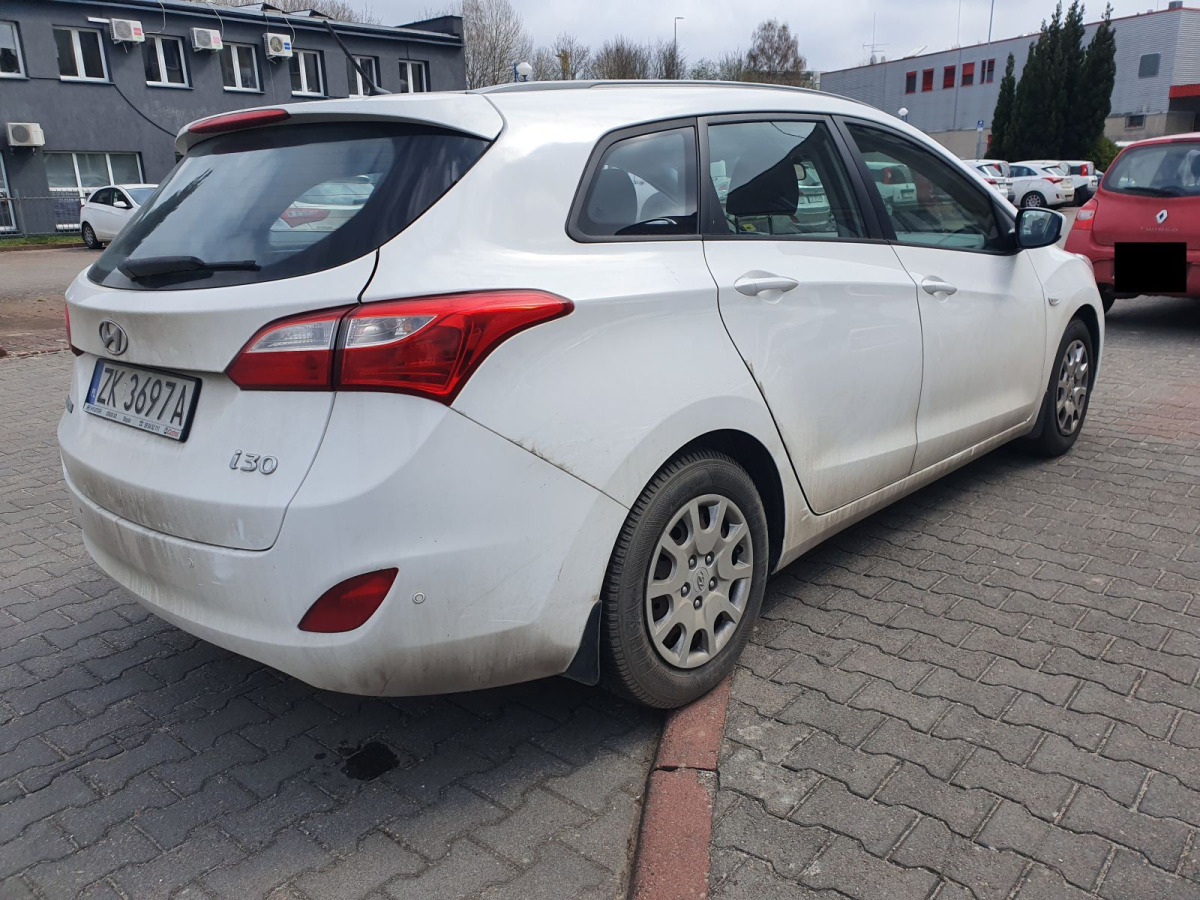 HYUNDAI I30 KOMBI - Лек автомобил: снимка 3 HYUNDAI I30 KOMBI - Лек автомобил: снимка 3