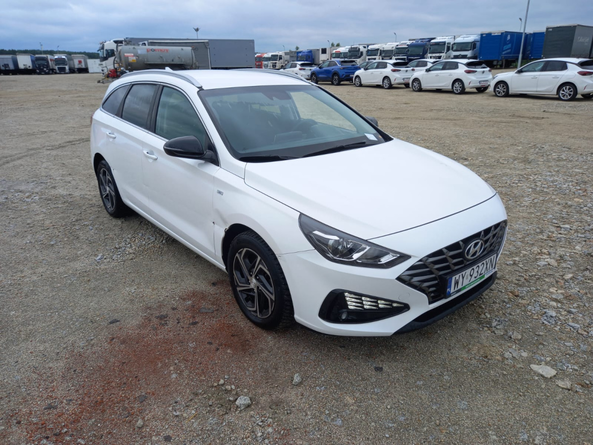 HYUNDAI I30 KOMBI - Лек автомобил: снимка 1 HYUNDAI I30 KOMBI - Лек автомобил: снимка 1