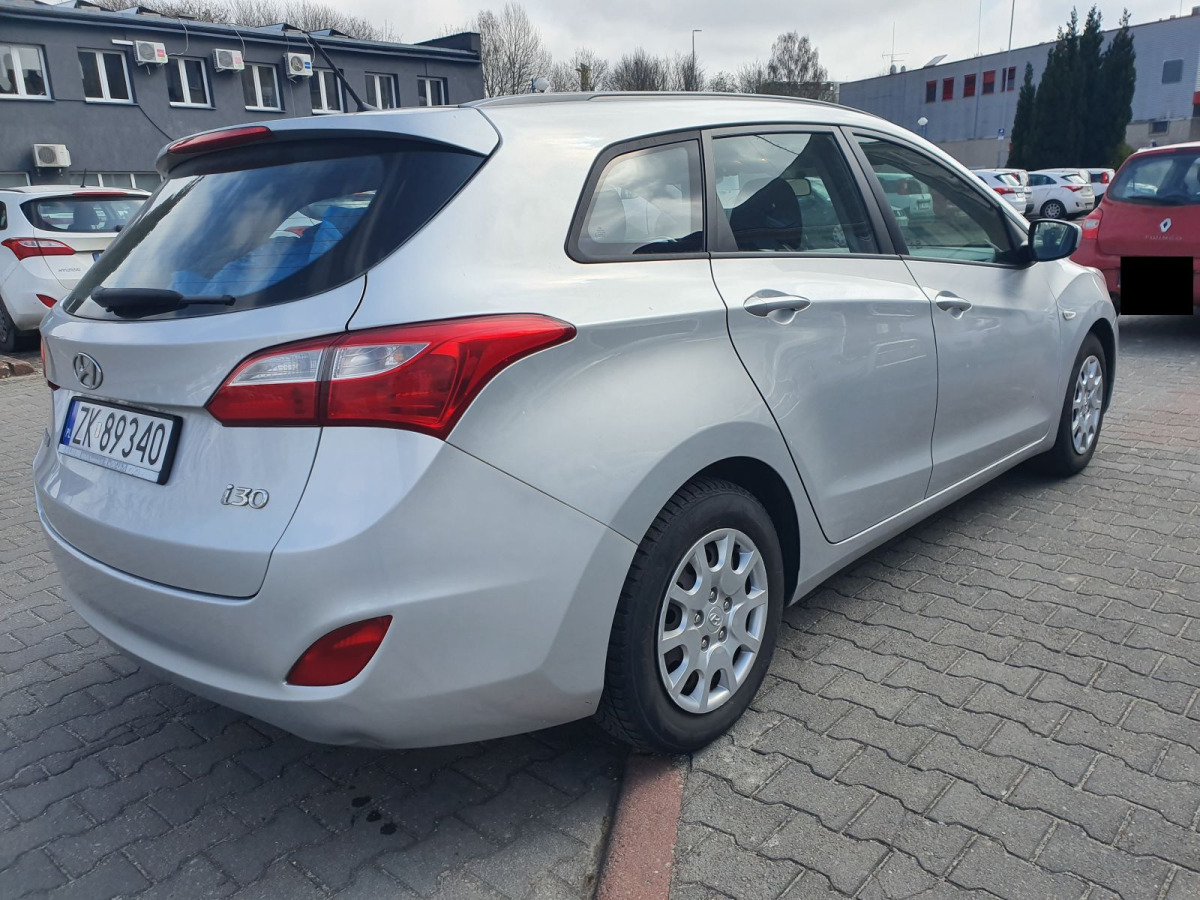 HYUNDAI I30 KOMBI - Лек автомобил: снимка 3 HYUNDAI I30 KOMBI - Лек автомобил: снимка 3