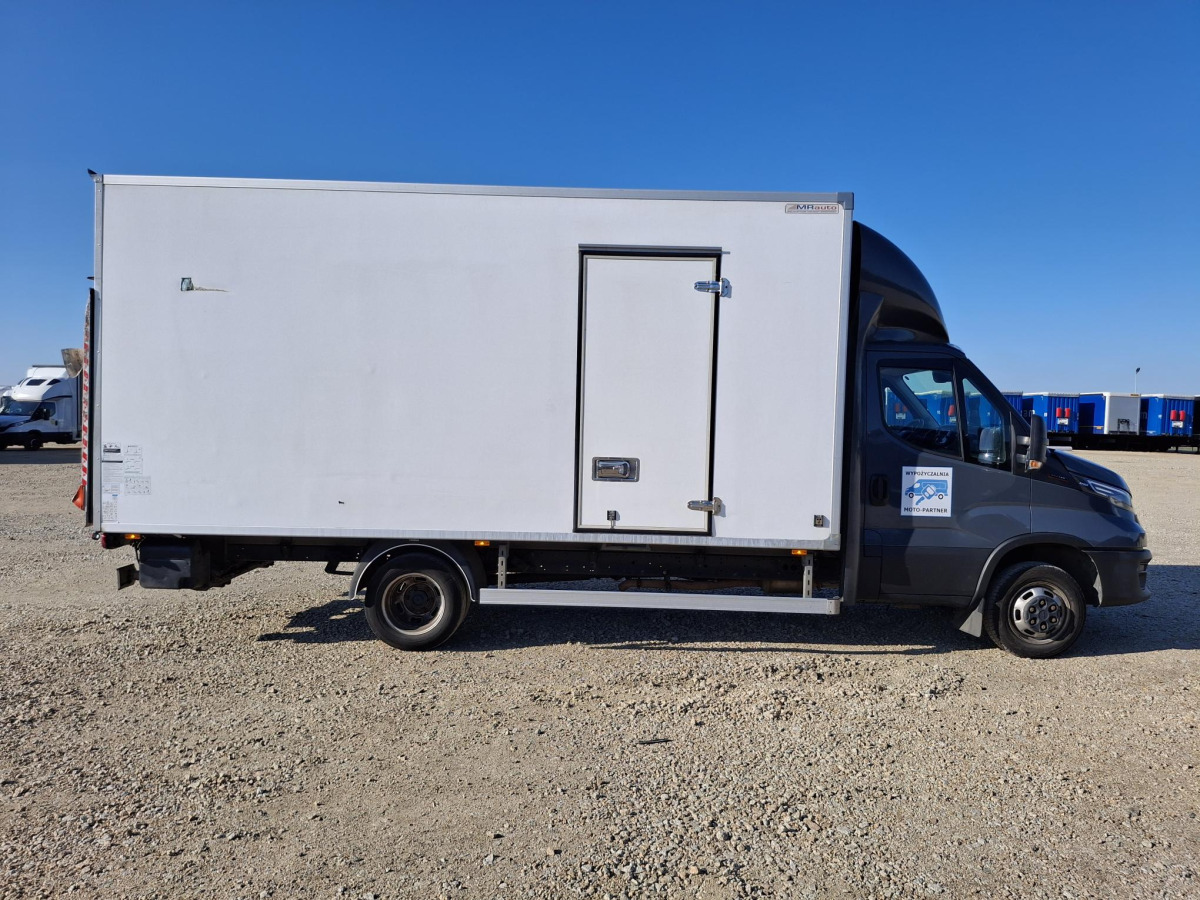 IVECO DAILY 50C18 KONTENER Z WINDĄ - Камион фургон: снимка 4 IVECO DAILY 50C18 KONTENER Z WINDĄ - Камион фургон: снимка 4