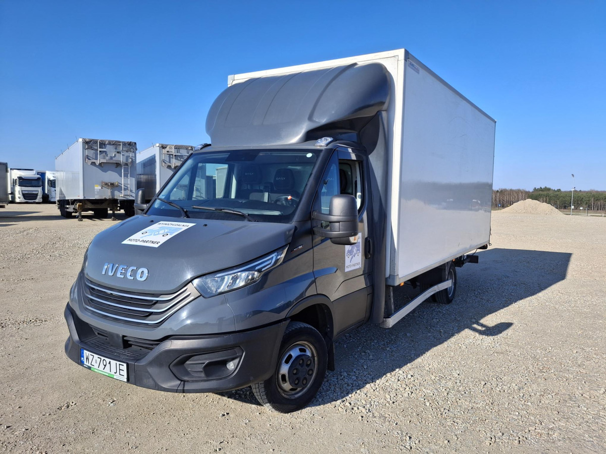 IVECO DAILY 50C18 KONTENER Z WINDĄ - Камион фургон: снимка 2 IVECO DAILY 50C18 KONTENER Z WINDĄ - Камион фургон: снимка 2