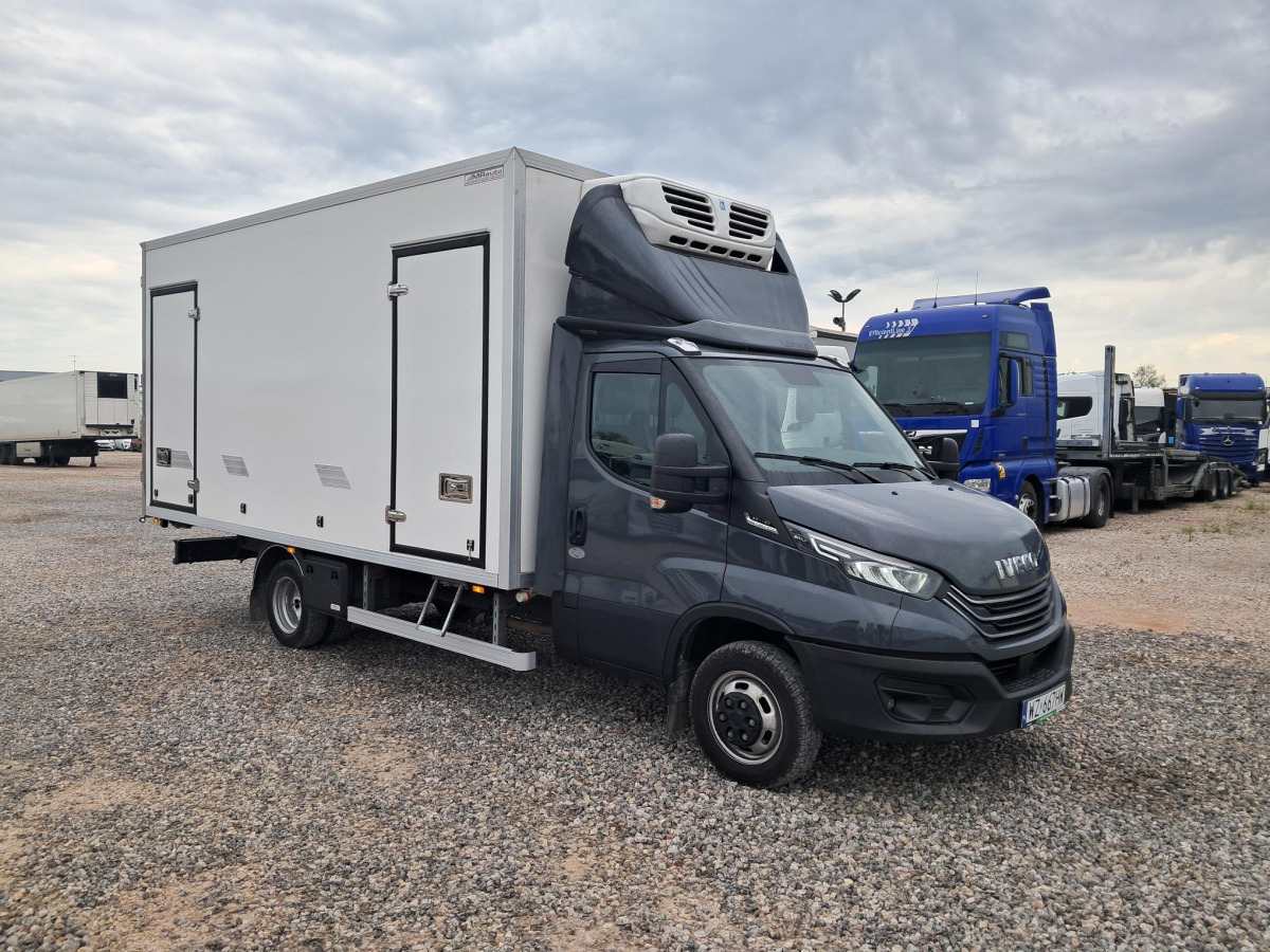 IVECO DAILY IZOTERMICZNY - Хладилен бус: снимка 1 IVECO DAILY IZOTERMICZNY - Хладилен бус: снимка 1