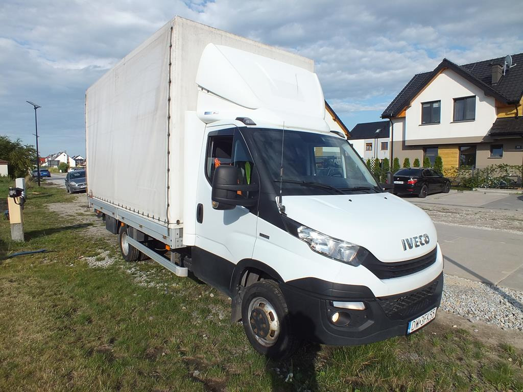 IVECO DAILY PLANDEKA - Брезентов бус: снимка 1 IVECO DAILY PLANDEKA - Брезентов бус: снимка 1