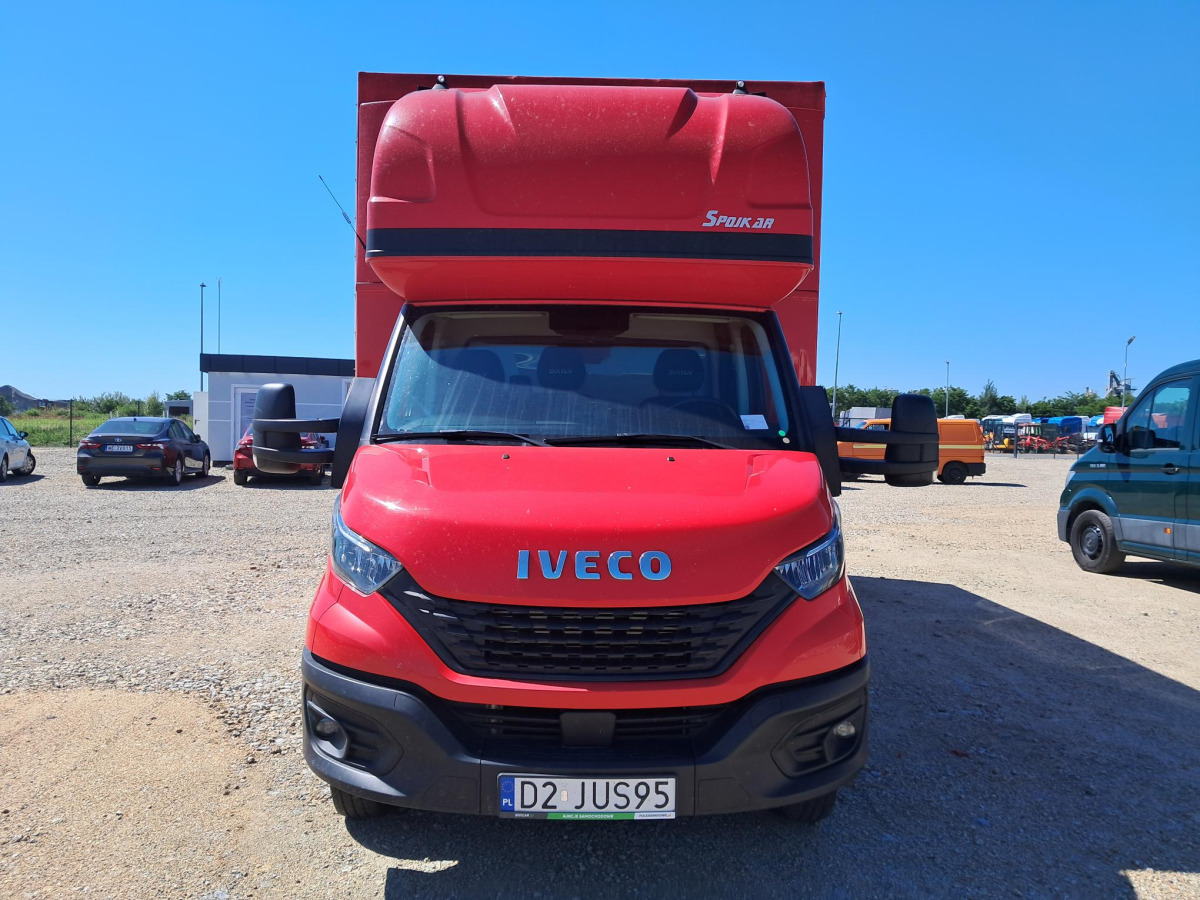 IVECO/JUSAM STANISŁAWJURKOWSKI 50C18/JU06 PLANDEKA - Брезентов бус: снимка 4 IVECO/JUSAM STANISŁAWJURKOWSKI 50C18/JU06 PLANDEKA - Брезентов бус: снимка 4