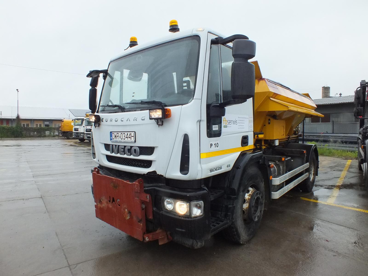 IVECO ML SPECJALISTYCZNY - Снегорин: снимка 2 IVECO ML SPECJALISTYCZNY - Снегорин: снимка 2