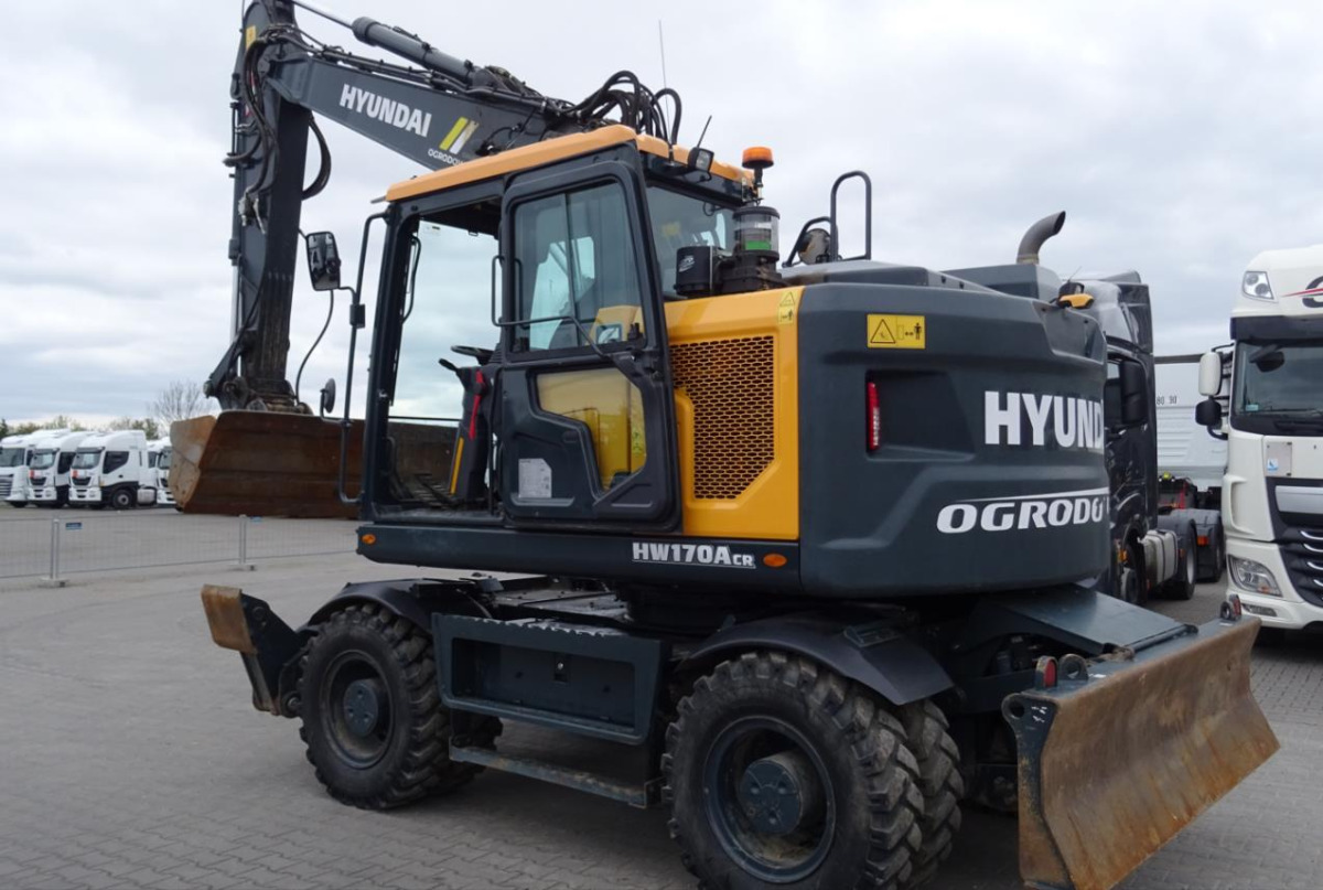Koparka kołowa Hyundai HW170 ACR 2022 - 2005h - klimatyzacja - CE - Колесен багер: снимка 3 Koparka kołowa Hyundai HW170 ACR 2022 - 2005h - klimatyzacja - CE - Колесен багер: снимка 3