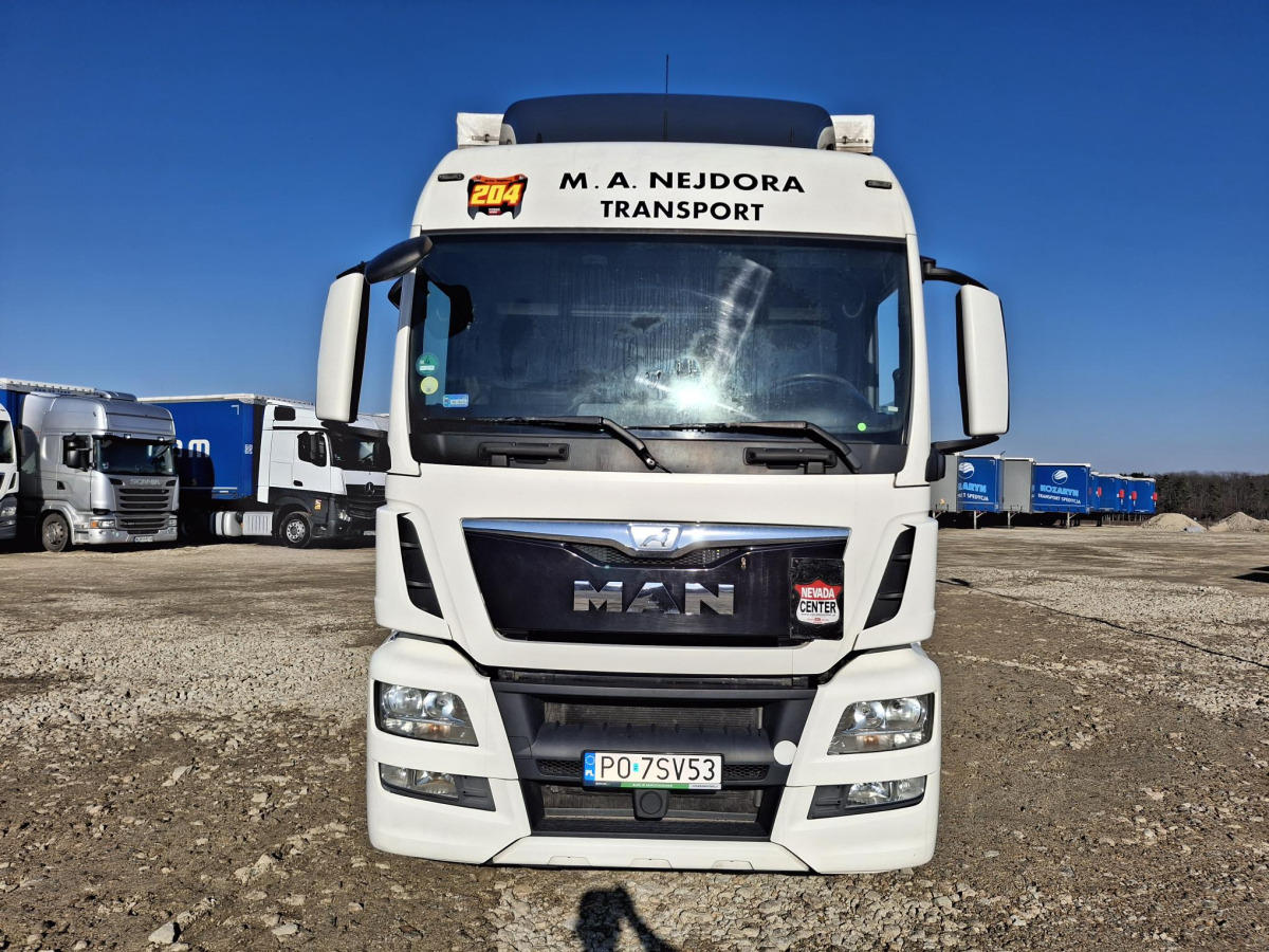 MAN TGS 18.320 4X2 LL SOLÓWKA - Камион с брезент: снимка 3 MAN TGS 18.320 4X2 LL SOLÓWKA - Камион с брезент: снимка 3