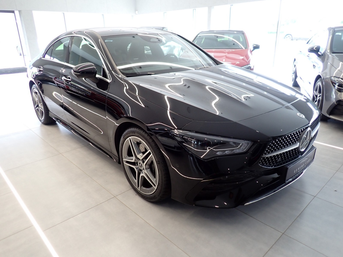 Седан MERCEDES BENZ CLA 200 SEDAN: снимка 1