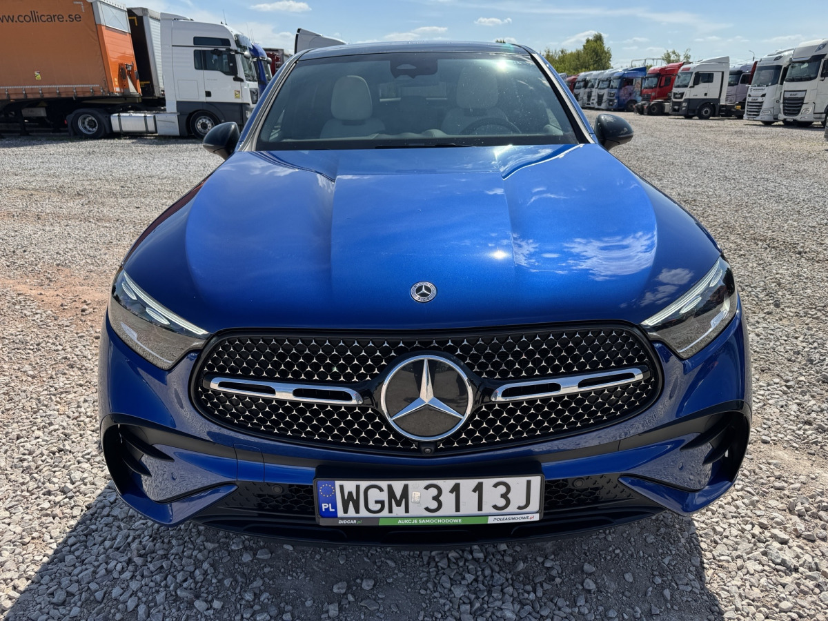 MERCEDES BENZ GLC 300 DE 4MATIC SUV - Джип: снимка 3 MERCEDES BENZ GLC 300 DE 4MATIC SUV - Джип: снимка 3