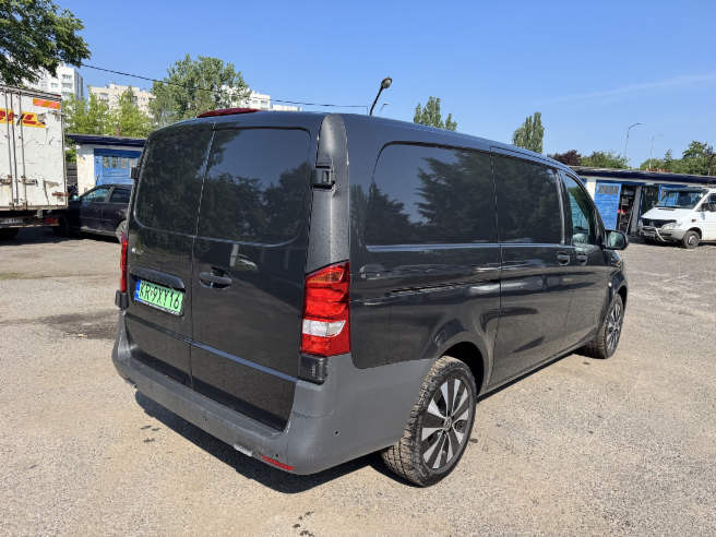 MERCEDES BENZ eVITO FURGON BLASZAK - Товарен бус, Електрически бус: снимка 4 MERCEDES BENZ eVITO FURGON BLASZAK - Товарен бус, Електрически бус: снимка 4