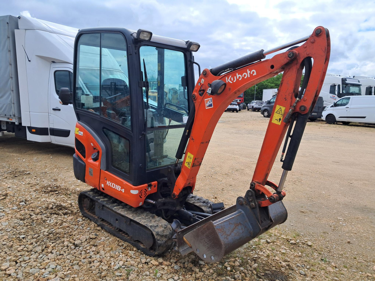 Minikoparka gąsienicowa - KUBOTA KX018-4 - Мини багер: снимка 1 Minikoparka gąsienicowa - KUBOTA KX018-4 - Мини багер: снимка 1