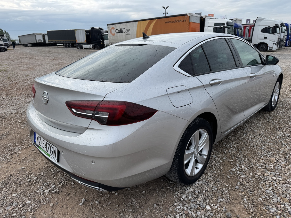 OPEL INSIGNIA LIFTBACK - Лек автомобил: снимка 5 OPEL INSIGNIA LIFTBACK - Лек автомобил: снимка 5