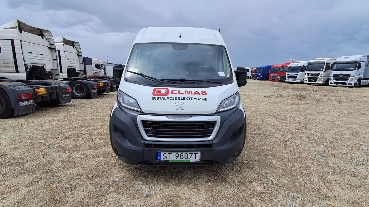 PEUGEOT BOXER BRYGADÓWKA - Бус с двойна кабина: снимка 2 PEUGEOT BOXER BRYGADÓWKA - Бус с двойна кабина: снимка 2